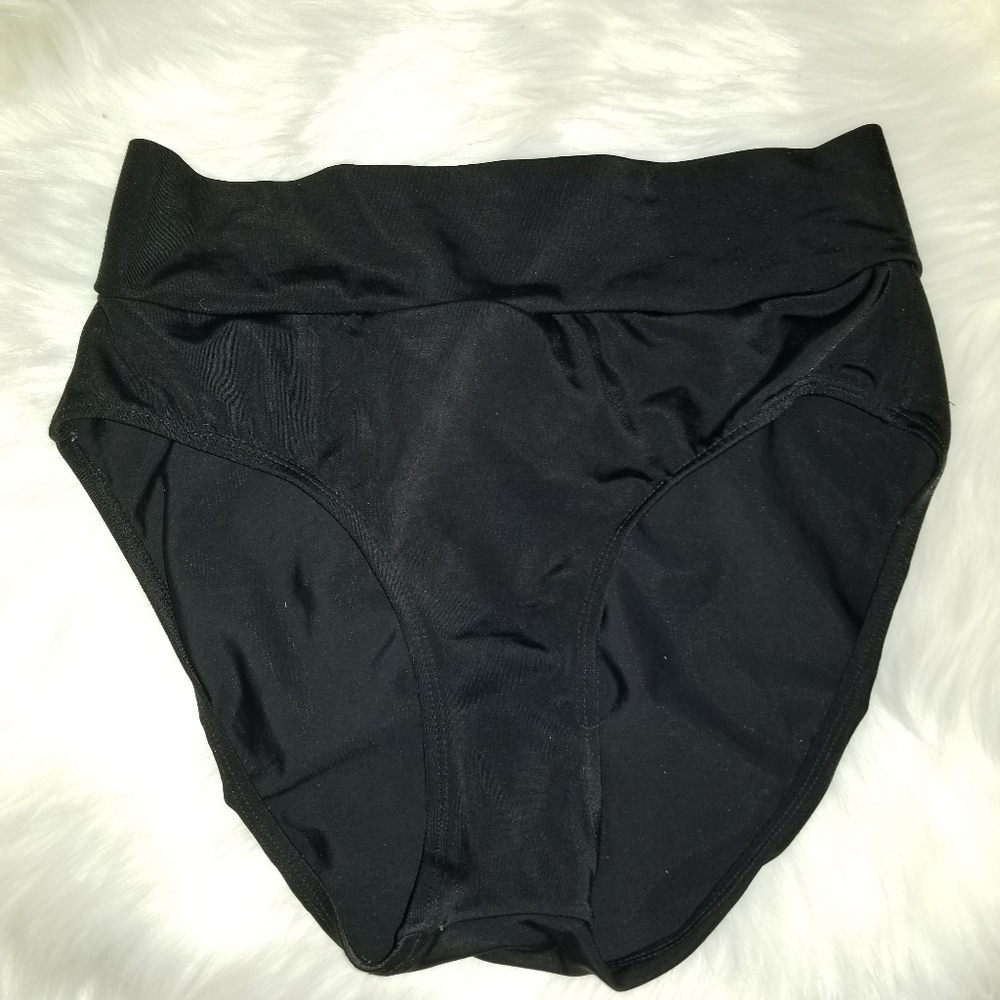 Mid Bod  Black bikini bottoms